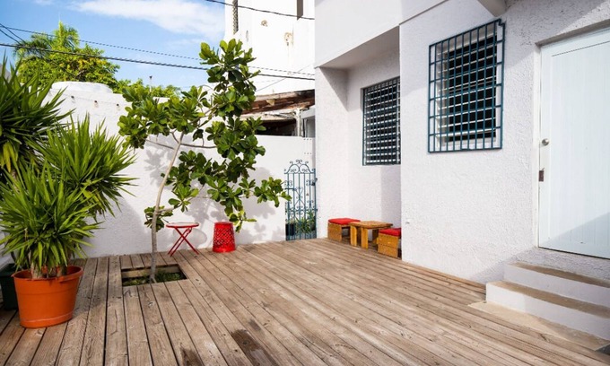 Ocean Park Apartment | Lovely one bedroom, steps from the beach!