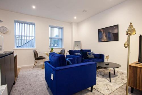 Bolton Apartment | Lovely Open Plan 1 Bedroom Apartment in Bolton