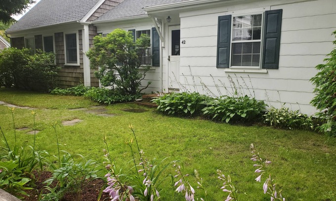 Edgartown House | Lovely, peaceful house in downtown Edgartown