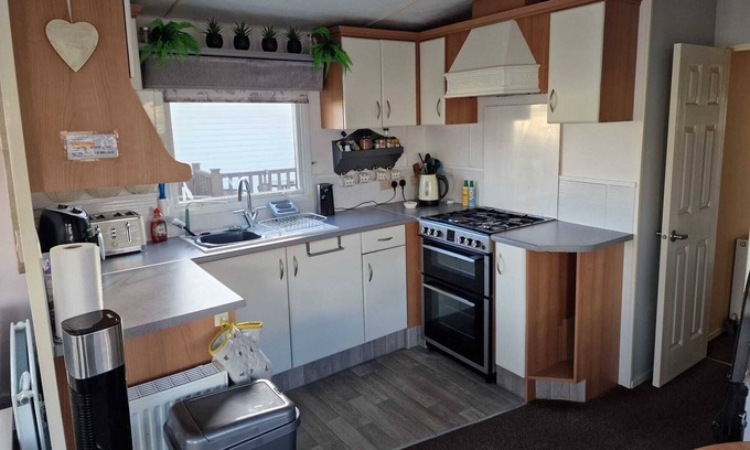 Morecambe Ski Chalet | Lovely pet friendly 2 berth caravan in Morecambe