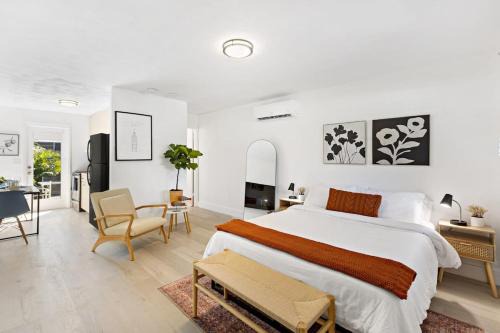 Lake Ridge Apartment | Lovely Rental Unit with free Parking on Premises