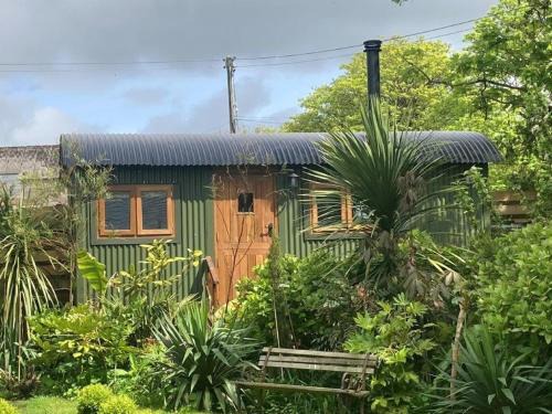 Camborne House | Lovely Shepherds hut near St Ives Cornwall