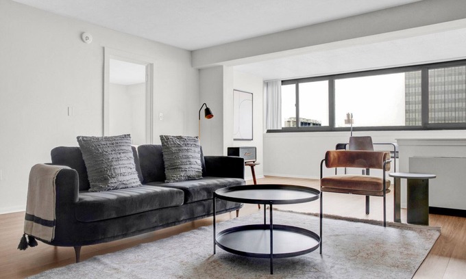 West End Apartment | Lovely Spacious Beacon Hill 1BR w/Views, Gym by Blueground