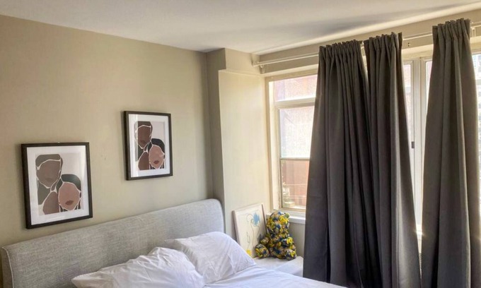 Yonge-Eglinton Apartment | Lovely spacious midtown apartment