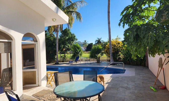 Club Santiago House | Lovely Tropical House on Hole #7nn