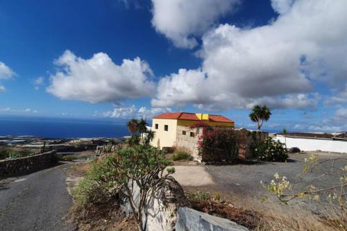 Guia de Isora Apartment | Lovely two bedroom apartment with amazing view