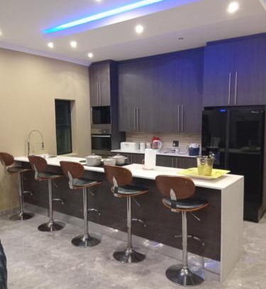 Port Elizabeth Apartment | Lovemoreheights Inn