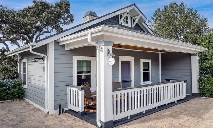 Santa Ynez Cottage | Lovers Getaway: Luxe Studio Romance Wine Gastro L2EV Sleeps 4, Unit 4 Meadowvale