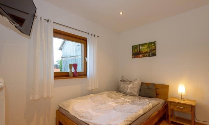 Flanitz Apartment | Lovingly renovated holiday home