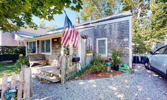 Falmouth Cottage | Lovingly restored 1800s cottage with fenced yard & outdoor shower