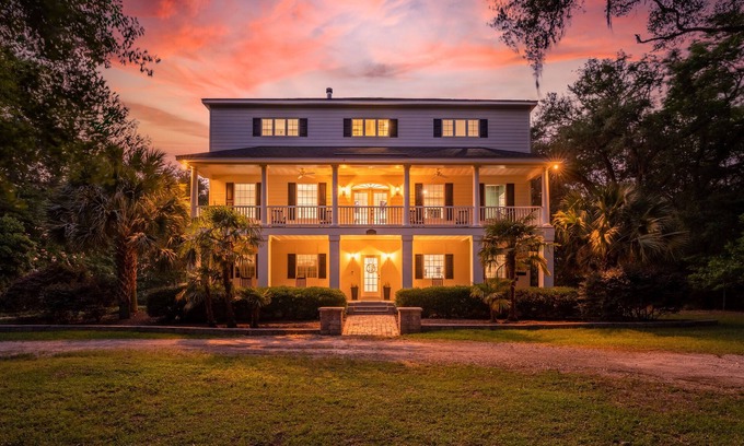 Tallahassee House | Low Country Living @ Lake Iamonia with Golf Cart