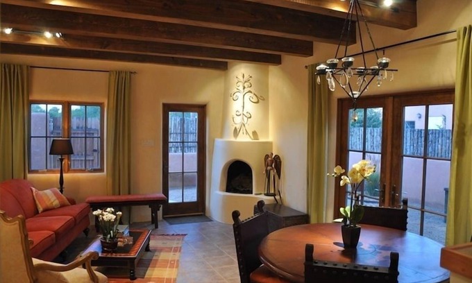Santa Fe Condo | Low June Rates! Location&Luxury: Famers Market,Plaza,Baca, Dining&Galleries!