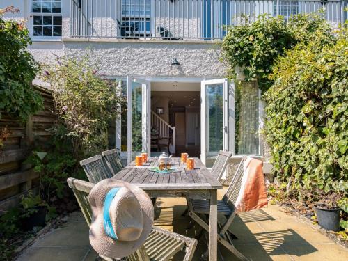 Rock House | Lowenna Manor 4
