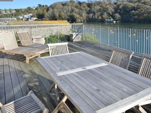 Fowey House | Lower Deck