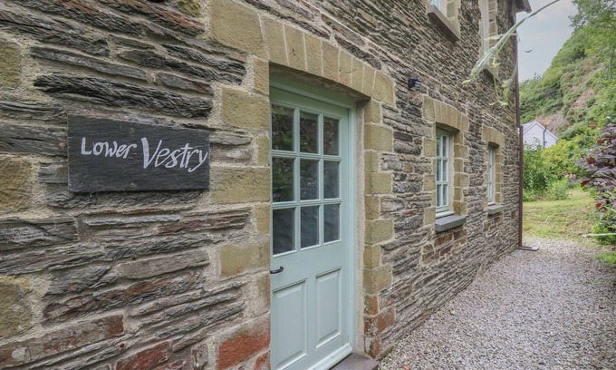 Tan-y-groes Cottage | LOWER VESTRY, pet friendly, country holiday cottage in Llangrannog