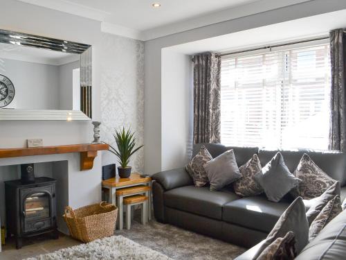 Bridlington House | Lowey's Harbour Cottage