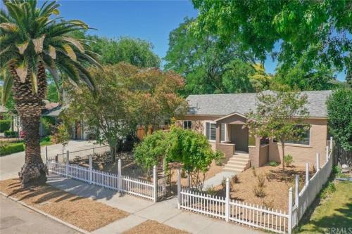 Paso Robles House | LP10 Downtown luxury villa with AC gameroom