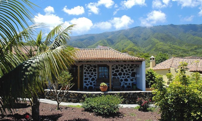 Brena Alta Cottage | LP1021 Holiday cottage in Breña Alta