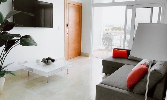 Santiago Province Condo | Luxe Living: Spacious Retreat *Torre Real II *