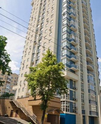 Shevchenkivs'kyi District Hotel | Lukyanovsky