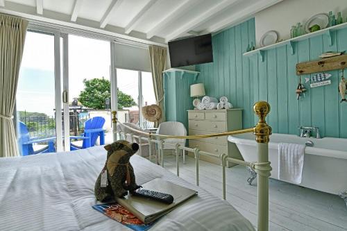 West Lulworth Bed & Breakfast | Lulworth Cove Inn