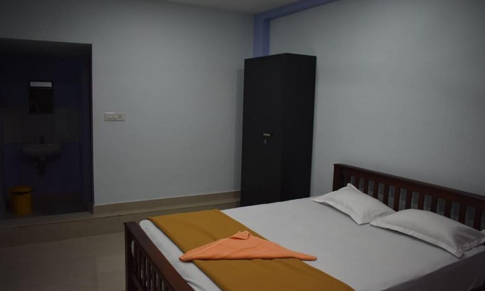 Devikolam Hotel | LUMI INN