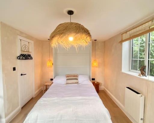 Norwich House | Lumin Lodge -Calm, cosy space near Norwich Airport