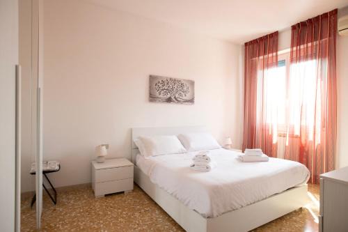 Crescenzago Apartment | Luminoso Martesana Apartment