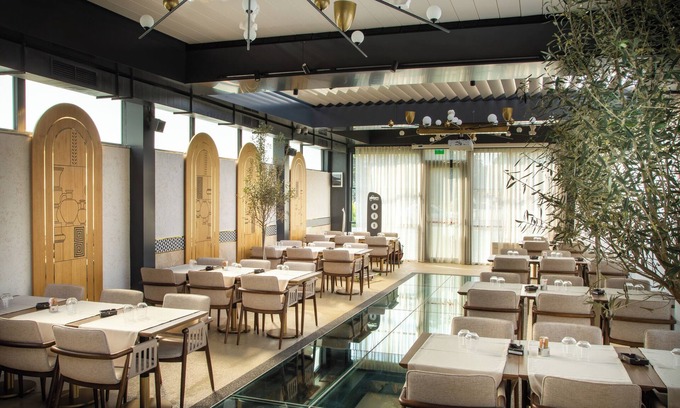 Old Town Hotel | Lupa By Bueno