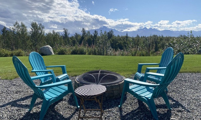 Buffalo Soapstone Cottage | Lupine Cottage - Alaska at your doorstep!