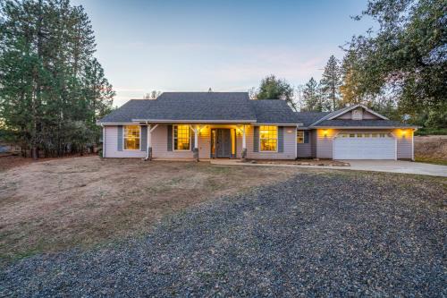 Mariposa House | Lupine Landing