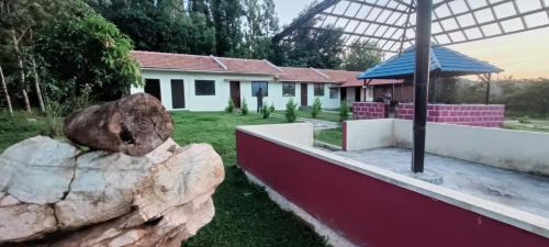 Chikkamagaluru House | Lurastays