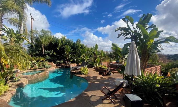 South Arroyo House | Lush Garden Hideaway & Pool – A Rare Pasadena Gem 5 min from the Rose Bowl