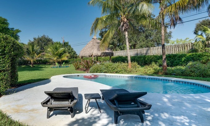 Parker Ridge House | Lush Gardens, Heated Pool, Tiki Bar, 2BR Private Home