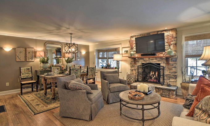 Mirror Lake Cottage | Lush Mirror Lake Cottage Rental w/Private Deck