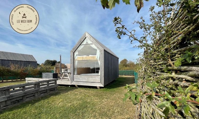 Brightlingsea House | Lushna 5 Petite at Lee Wick Farm Cottages & Glamping