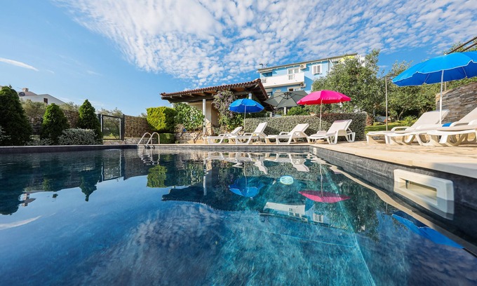 Kozino Apartment | Luton Apartments, Zadar - Kozino, Heated Pool & Hot Tub