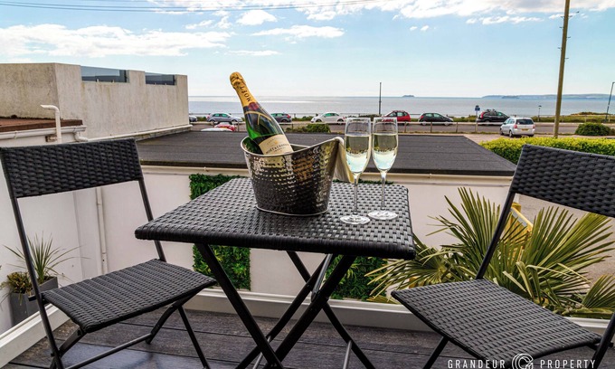 Southbourne House | Lux Beachfront House. Balcony/Sea Views, Parking