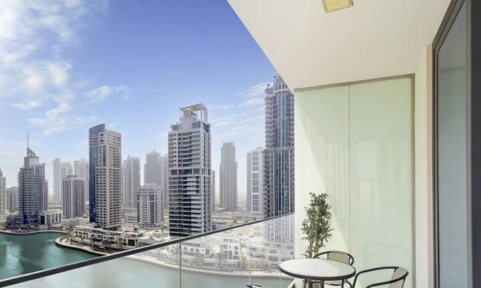 Al Sufouh 2 Apartment | LUX Contemporary Suite Marina View 6