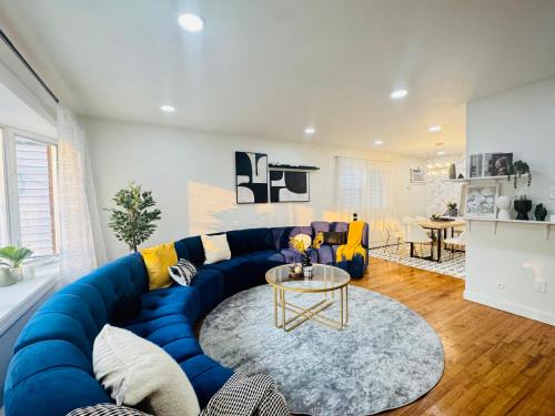 The Heights House | Lux Designer Home with Gaming Rm