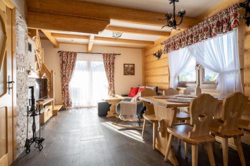 Male Ciche Ski Chalet | Lux-HOUSE & JACUZZI SAUNA