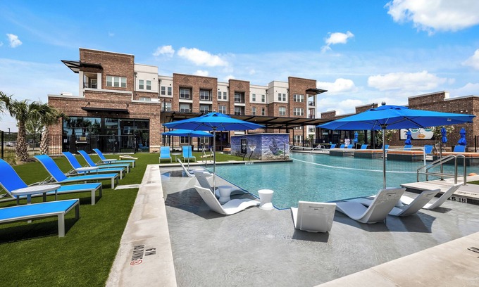 Lewisville Apartment | Lux King Bed,1 bedroom + den sleep area with 2 twin trundle bed, Pool view, DFW