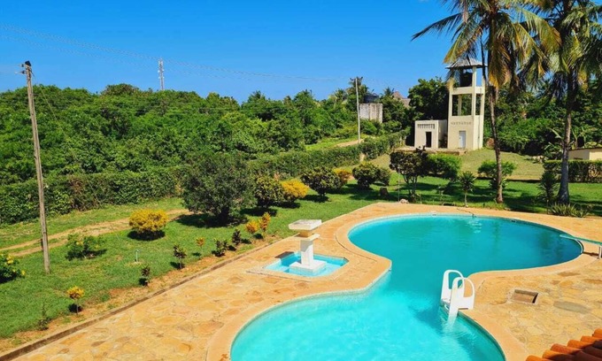 Diani Beach Villa | Lux Suites Sanuna Villas Diani