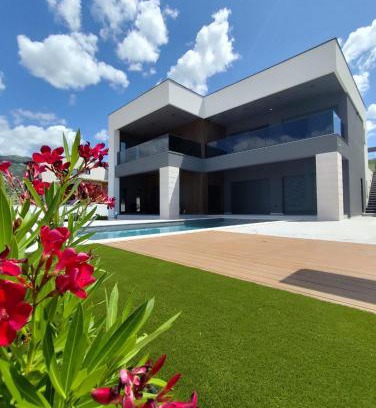 Rovanjska Villa | Lux Villa Serene with heated pool