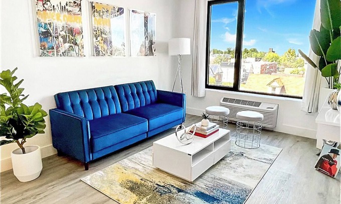 Elizabeth Apartment | Luxe 1 BR Apartment -near NYC, EWR, PRU,NJPAC, Dwntwn Newark,MetLife