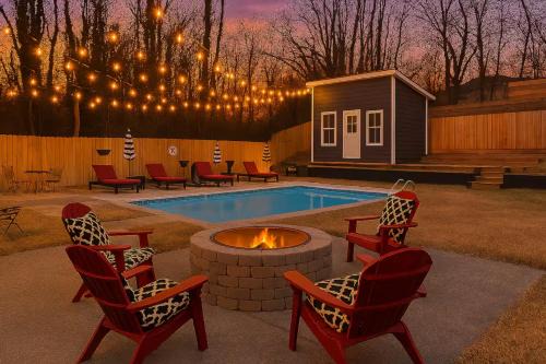 Peoplestown House | Luxe 4 Bed ATL Retreat - Pool Fire Sauna Theater
