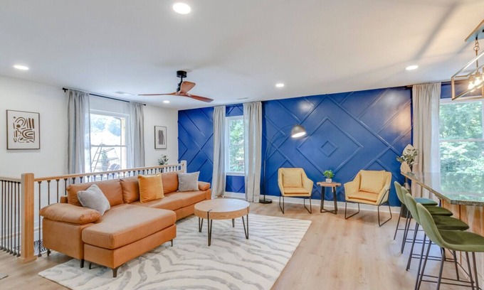 Woodbine House | Luxe 4-Bed Retreat w/Game Room & Deck – 10 Min to Downtown