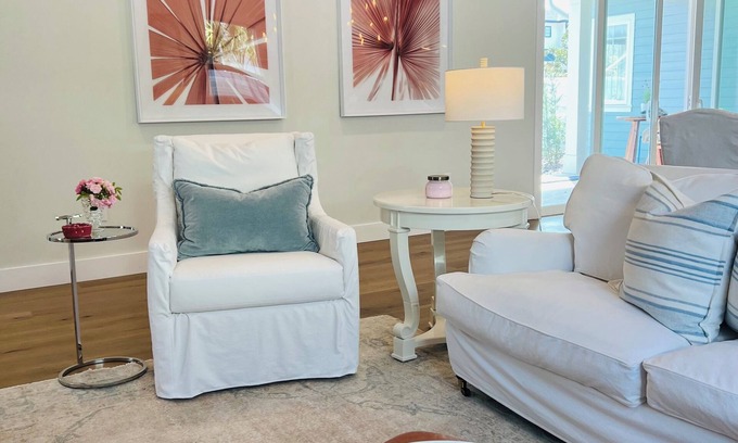 Newberry House | Luxe 4-bedroom/2.5-bath house in Town of Tioga with WiFi, AC. Book now