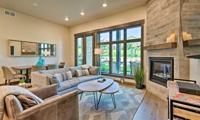 Park City Apartment | Luxe Canyons Ski Resort Condo - Walk to Ski Lift!