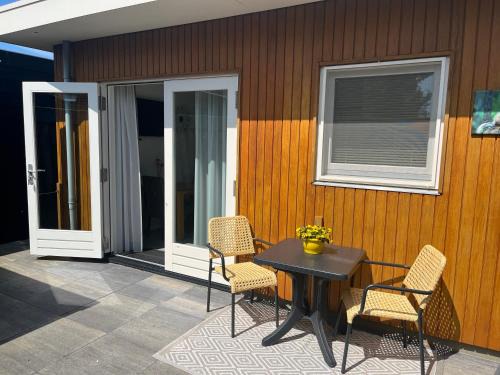 Zoutelande Bed & Breakfast | Luxe kamer Chambre Renard met eigen terras